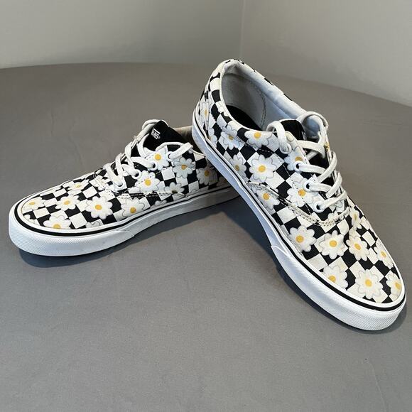 Vans Shoes - Vans Off The Wall Checkerboard Daisy Women’s Size 8.5 Skateboard Casual Shoes